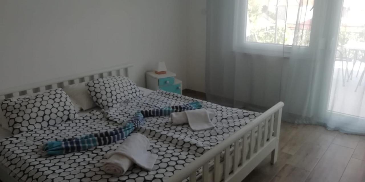 Apartment Hajduk Starigrad Paklenica Extérieur photo